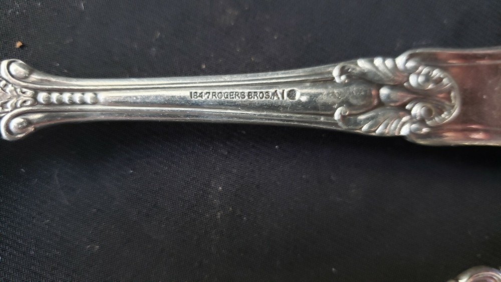 Vintage Rogers Large Serving Forks Victorian Silverplate Flatware (2)