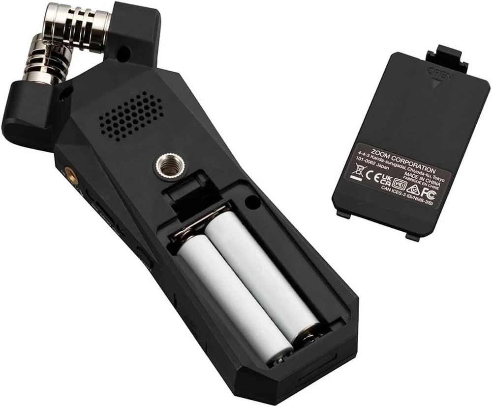 Zoom H1essential Stereo Handy Recorder with 32-Bit Float - NEW