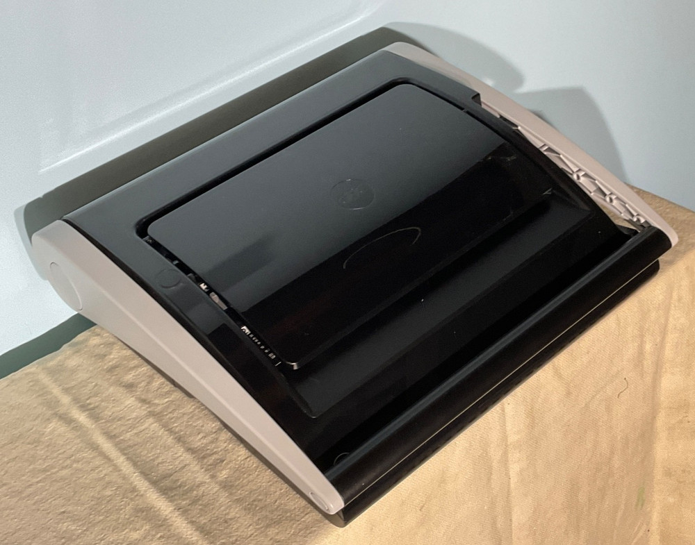 Swingline GBC CombBind C20 Binding Machine - 30 Sheet Capacity