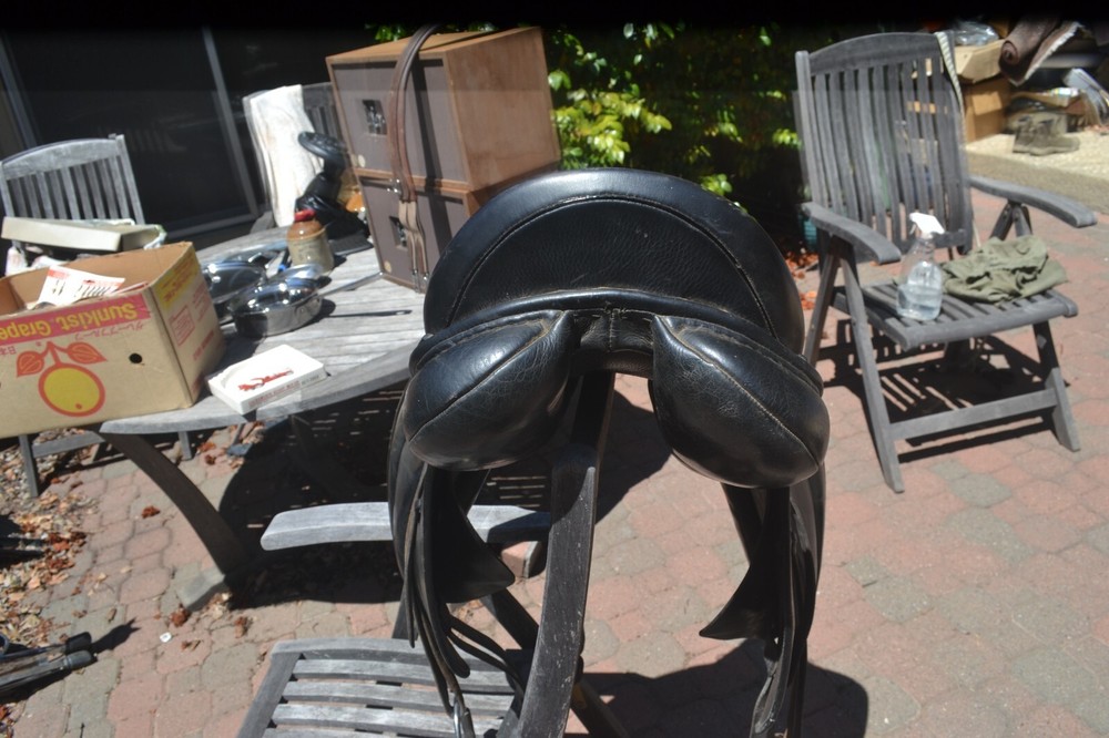 JRD DRESSAGE SADDLE