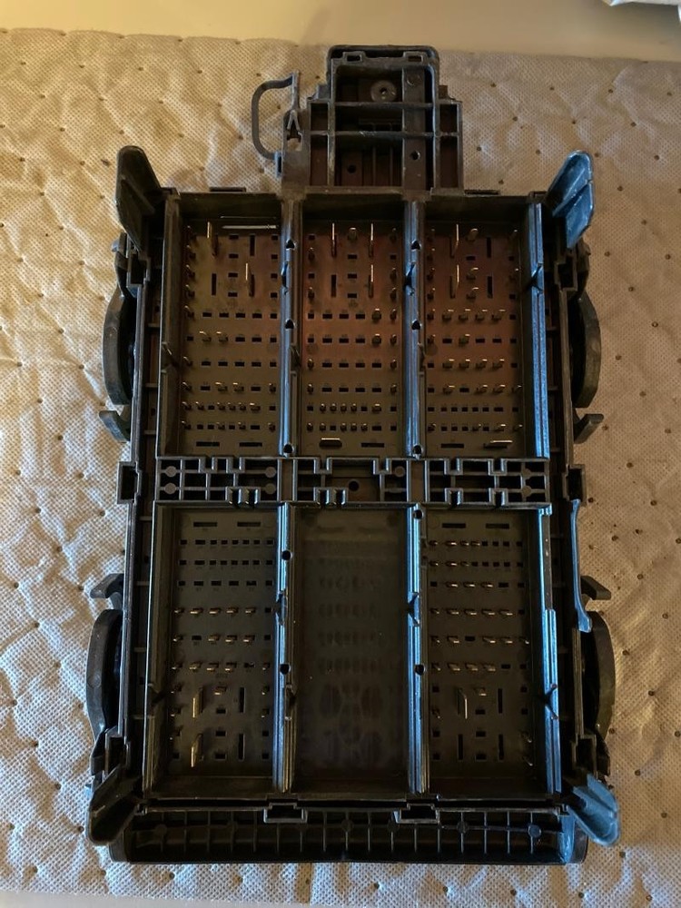 2014-2017 Chevy Silverado 1500 Pickup Engine Fuse Box