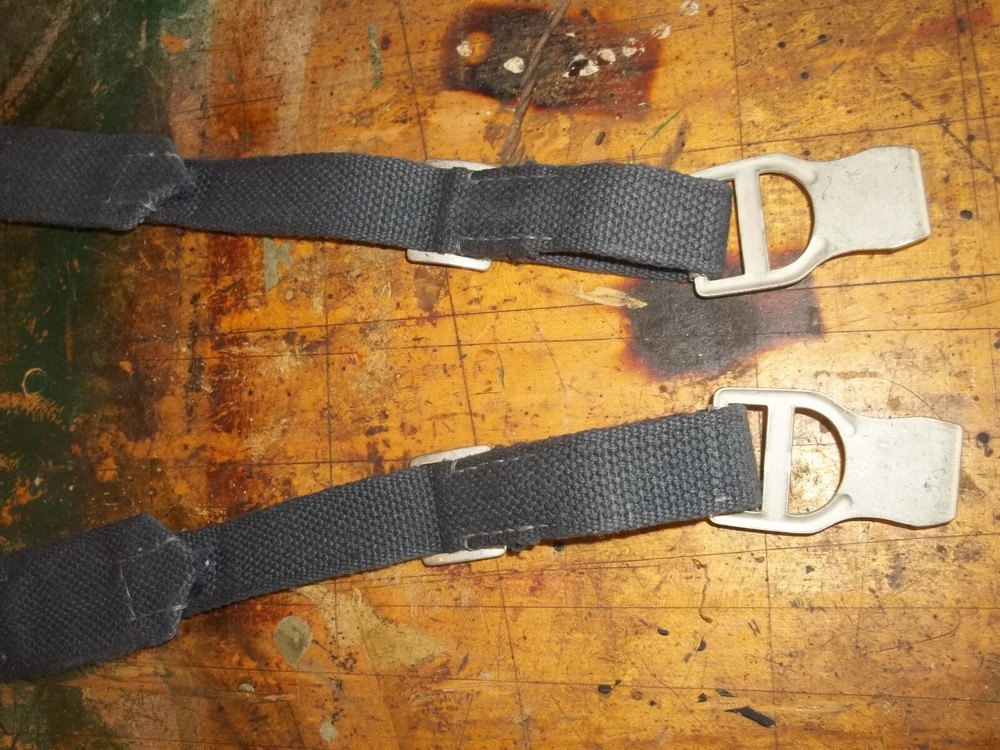 German Blue Webbing Y-Straps Marked Ppr Bln dated 1968