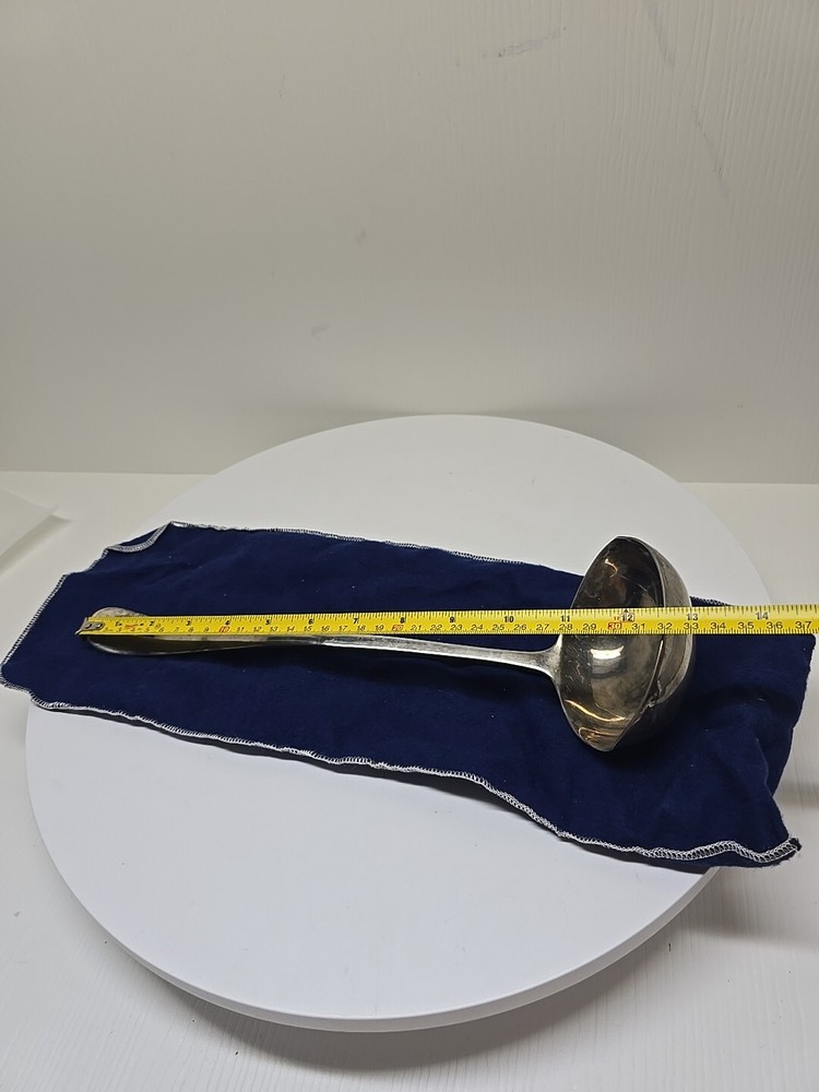 Great Large Serving Ladle in Silverplate by Leonard, Used. D84