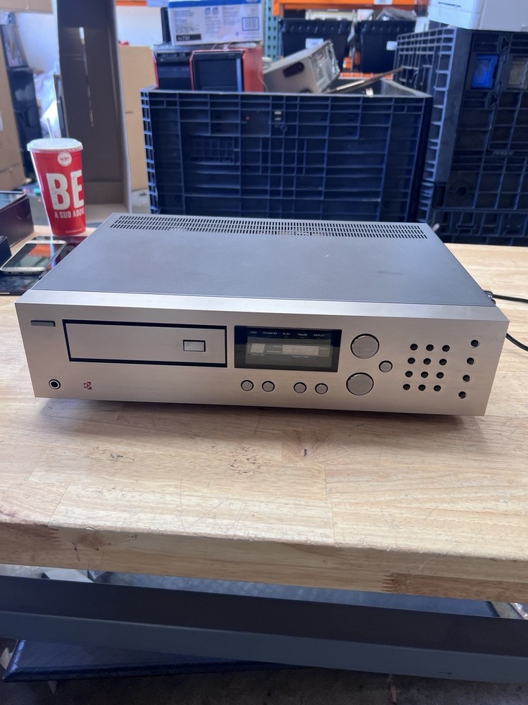 Kyocera DA-810 CD Player UNTESTED