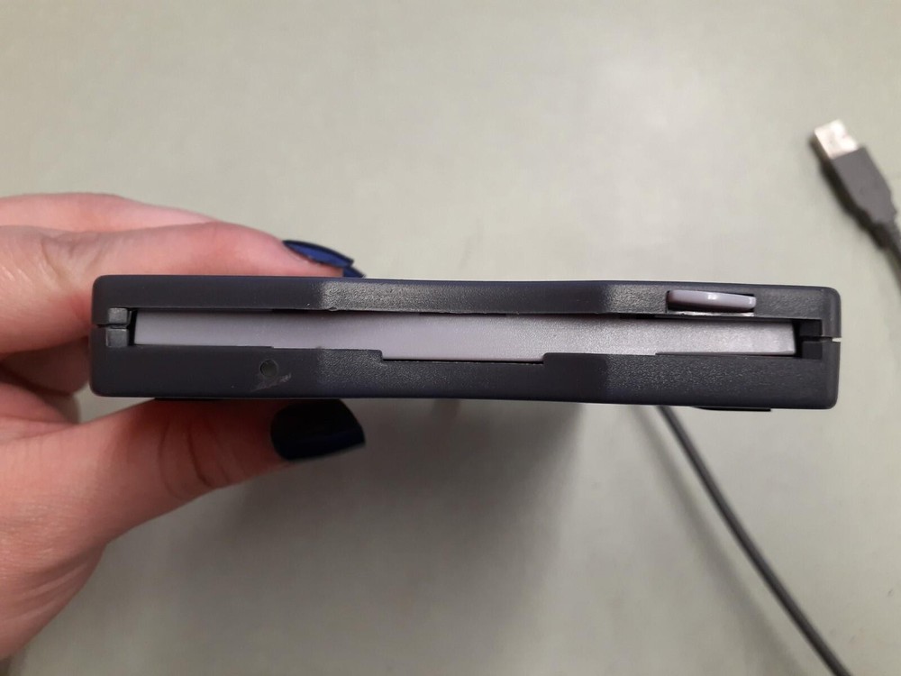 MANHATTAN 700856 USB Floppy Disk Drive