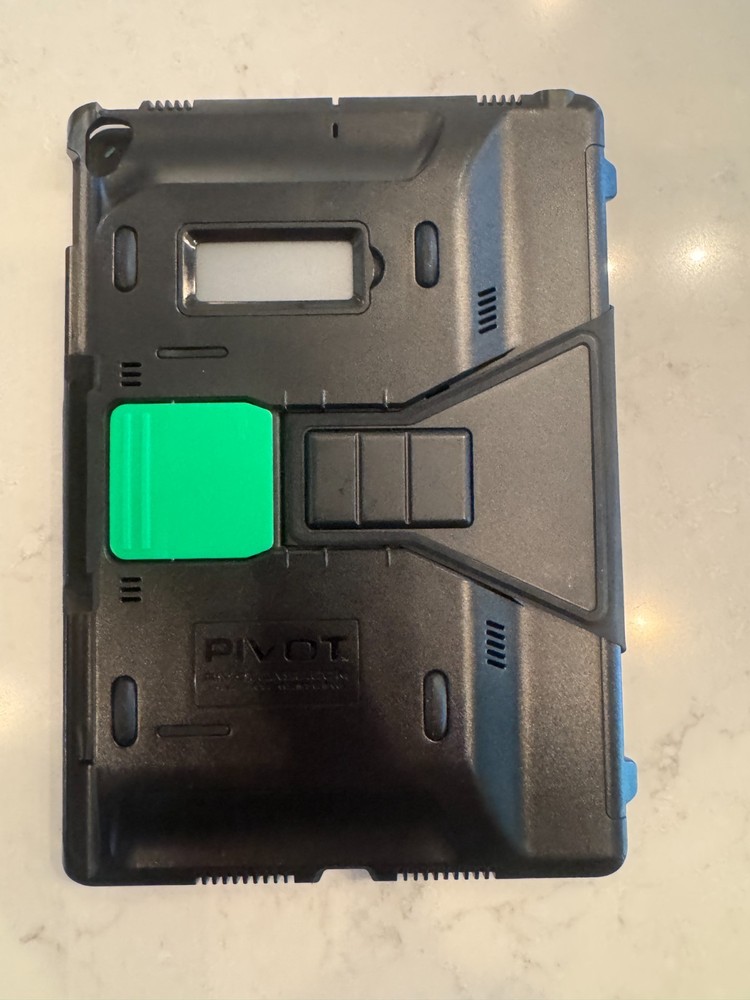 pivot ipad case 10X
