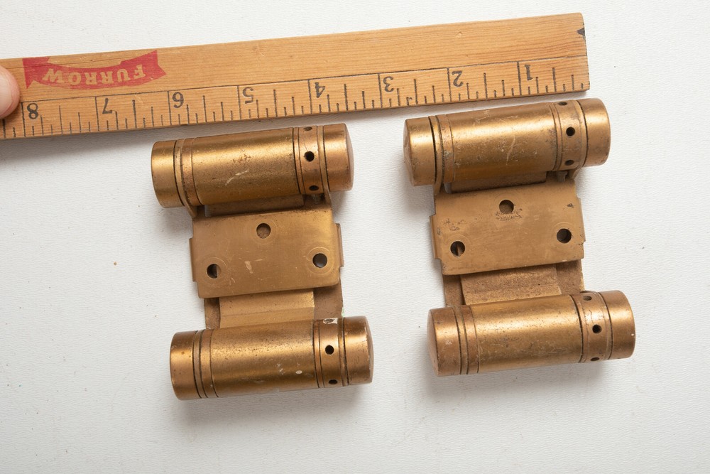Milwaukee Hardware Double Acting Spring Door Hinges Medium (B9A) 2.75" Saloon
