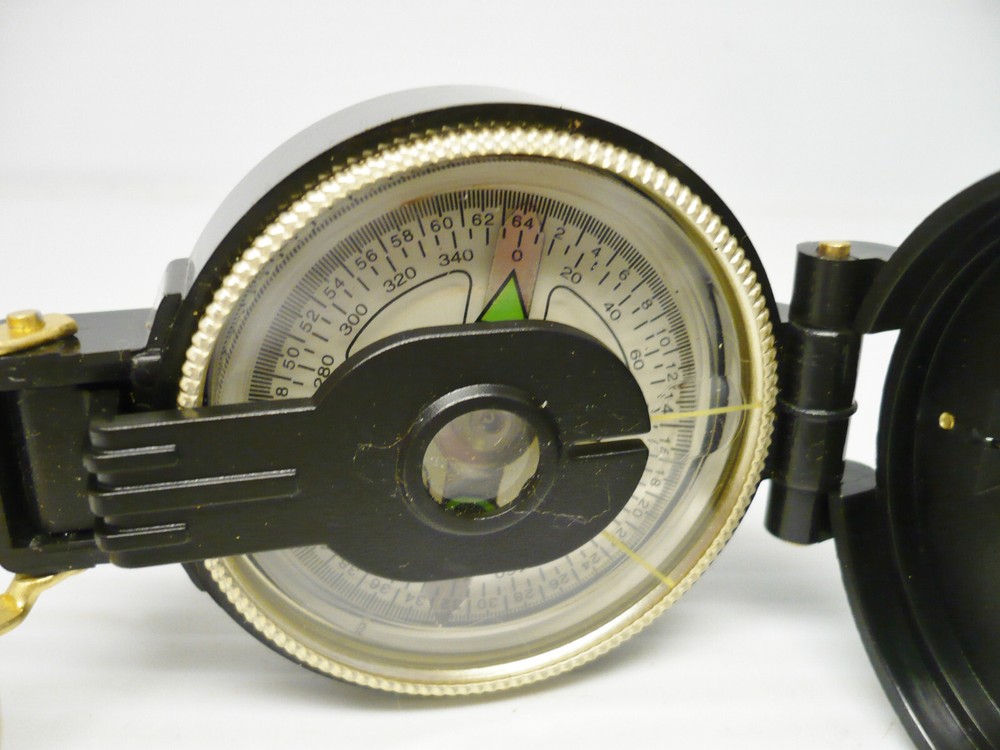Vintage Engineer Directional Compass Very Clean