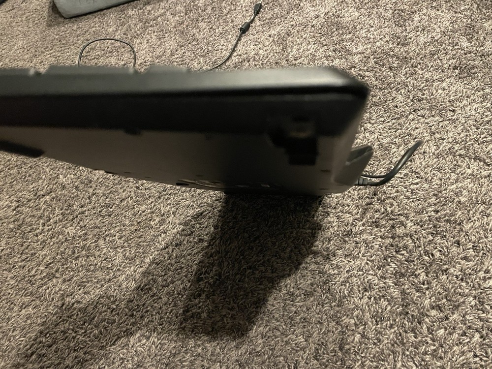 G510 Logitech Wired Gaming Keyboard Backlit LCD Programmable (Please Read)