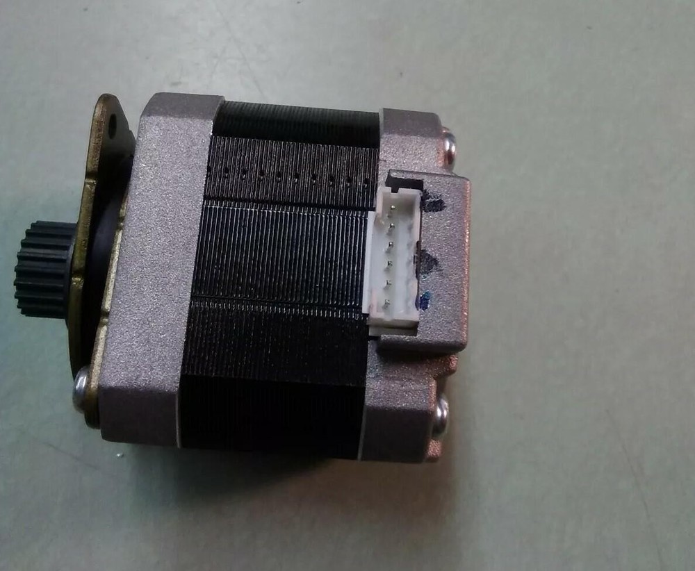STP-43D2033 STEPPING MOTOR
