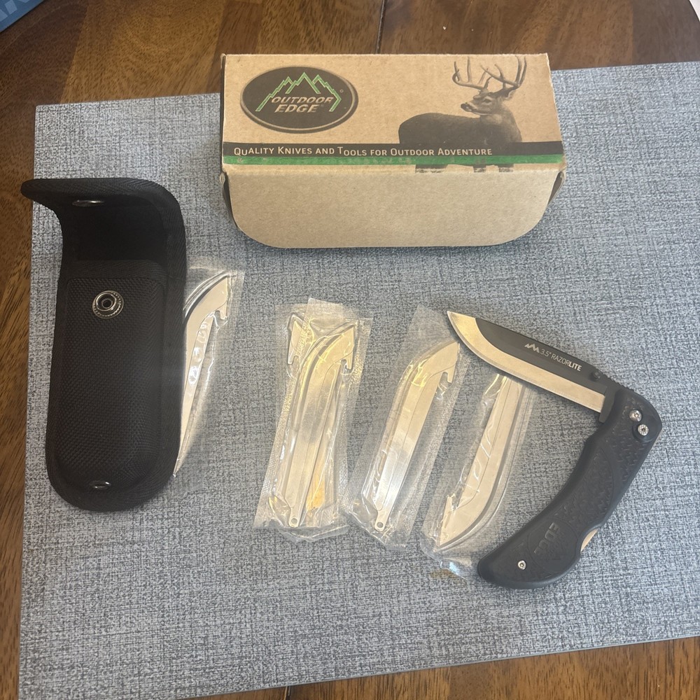 New Outdoor Edge Razor Blaze Knife 6 Replaceable Blades Black  Sheath