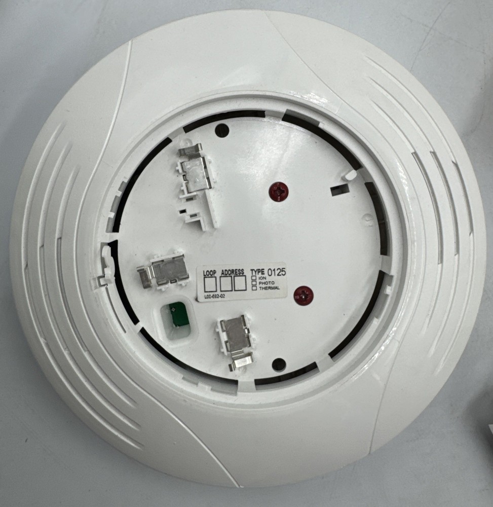 New System Sensor B224BI-WH Base White