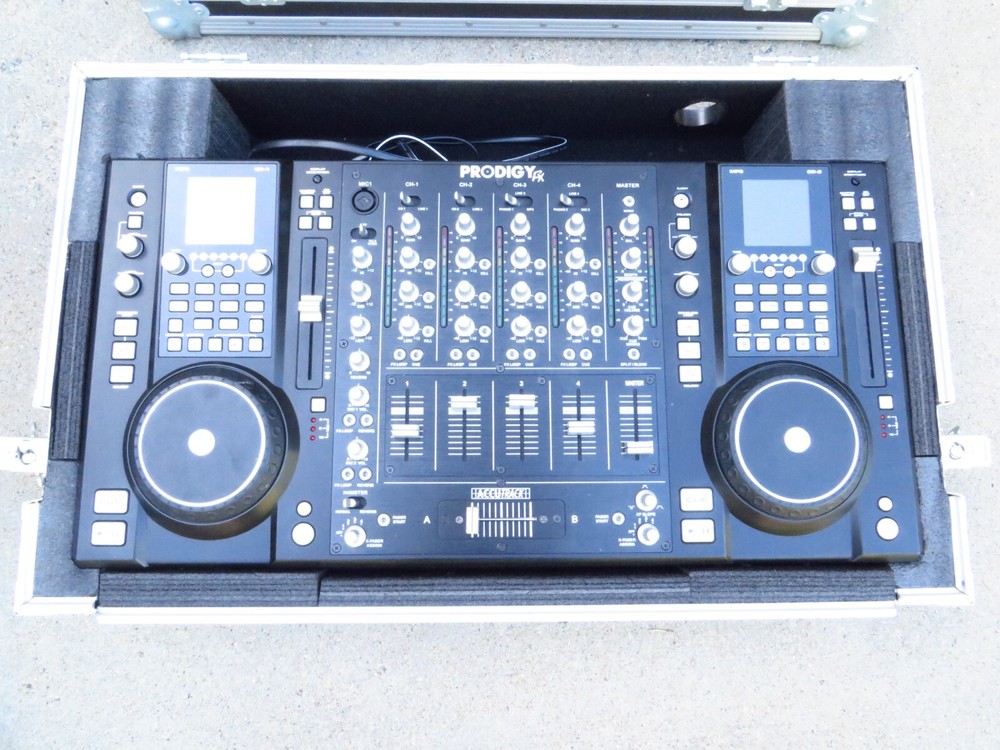 PRODIGY FX B-52 DJ CONTROLLER CD DRIVE MUSIC SCRATCH TURN TABLE w/ Original Case