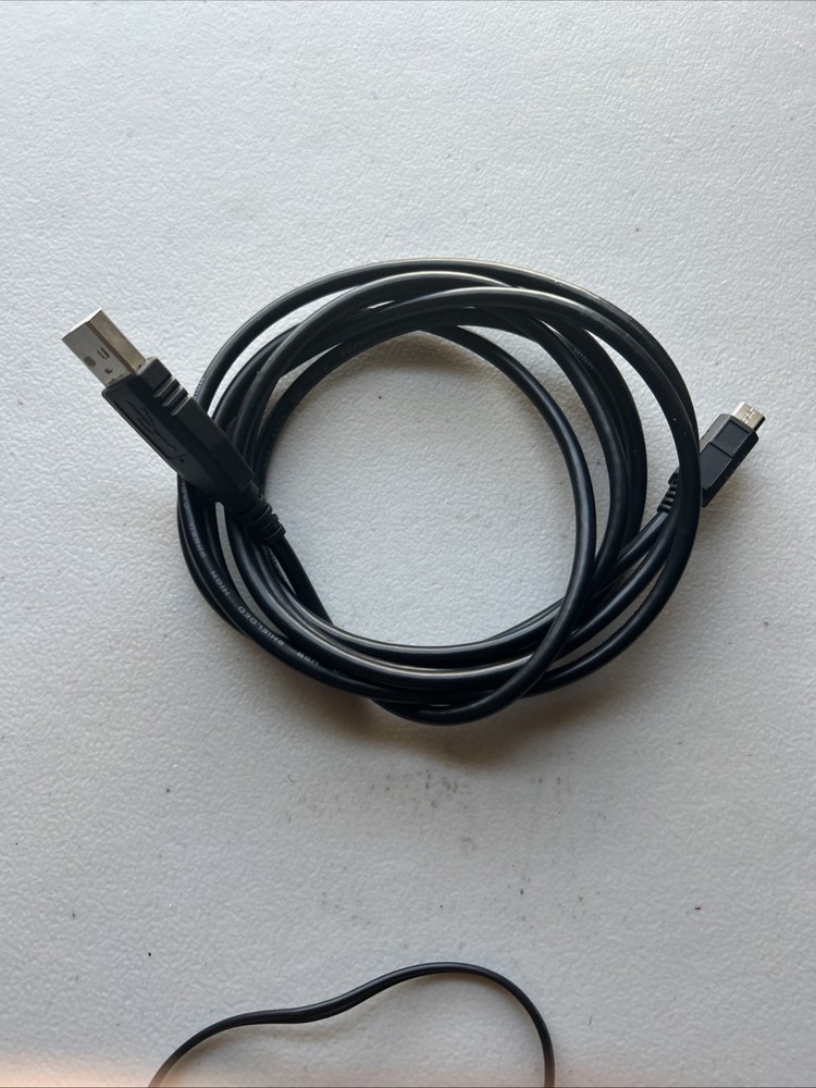 Plantronics Poly Wireless Headset and Base W8200B With Cords