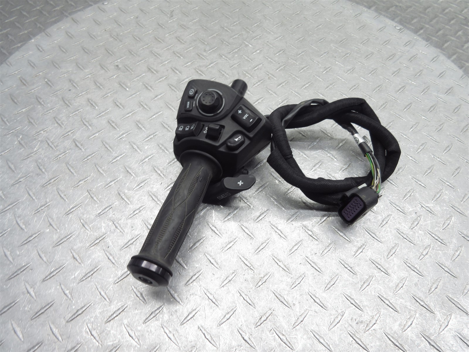 2020 20-24 Can-Am Spyder F3 Limited OEM Left Handlebar Control Switch Assy