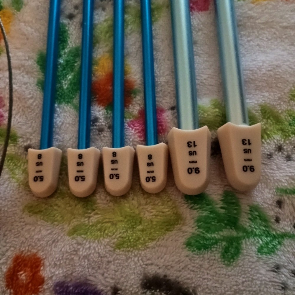 Knitting Needles Crochet Hooks, Stitch Markers, Cable Needles Set