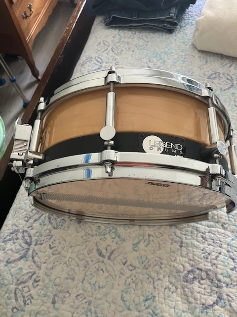 Legend snare drum from Kaman