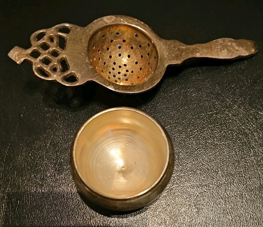 VINTAGE SILVER PLATE TEA STRAINER+DRIP CUP SET (2PCS) 6.5"X2.375" LOOSE TEA