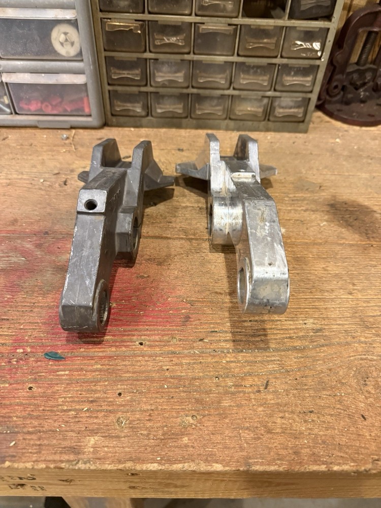 Mcelroy Fusing Machine Facer Bracket ￼