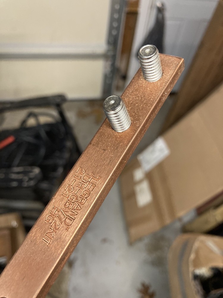 GBV72KIT Vertical Grounding Bar Kit
