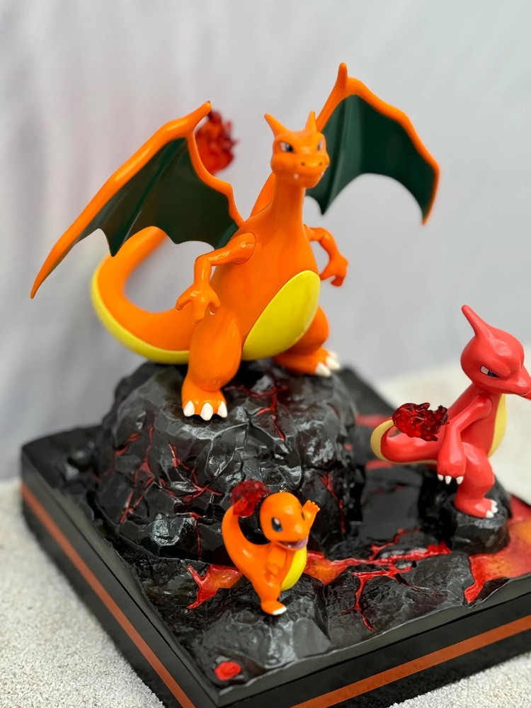 Charizard Evolution Diorama