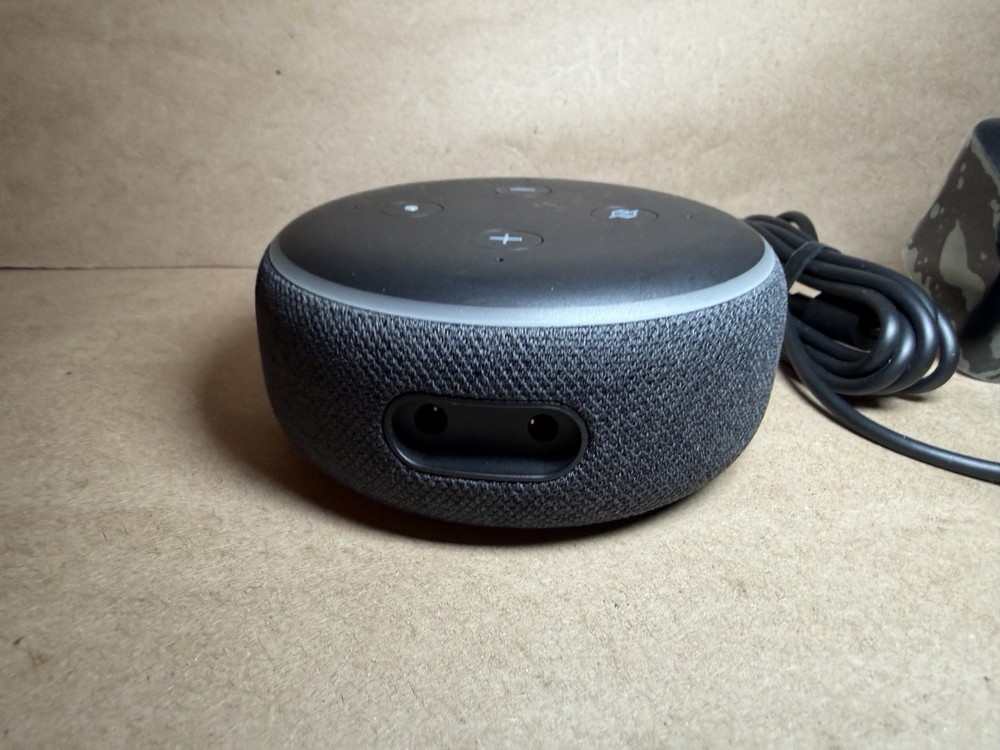 Amazon Echo Dot (3rd Gen) Smart Speaker with Alexa Model D9N29T