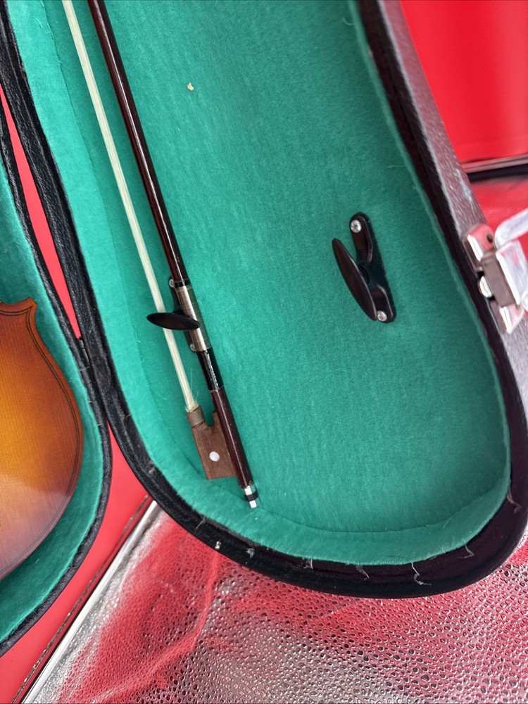 Bestler Violin w/Bow, Case, Extra Strings