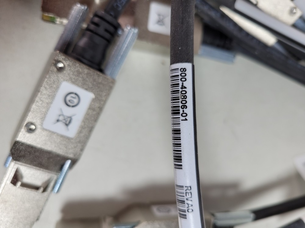 (LOT 11) Cisco STACK-T2-1M V01 1 Meter Stacking Cable 800-40806-01
