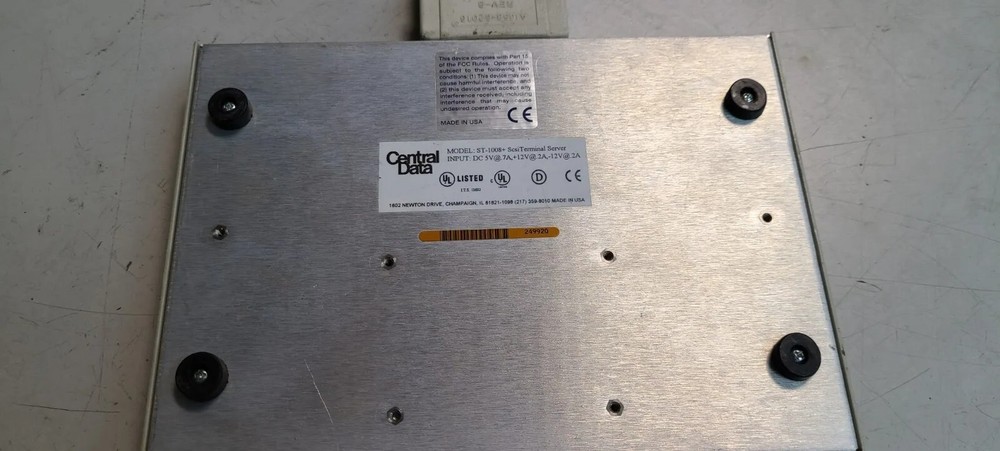 Central data ST-1008+ 8 Position SCSI Terminal Server