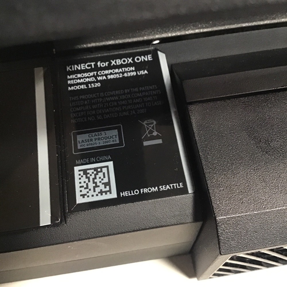 Microsoft Xbox One Black Kinect Sensor Bar Motion Camera Model 1520 Great Shape