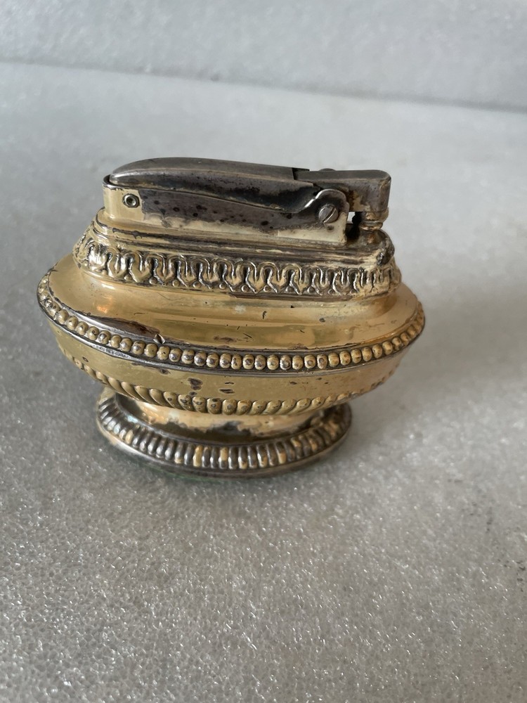 Ronson Queen Anne table lighter Yellow applied surface Untested