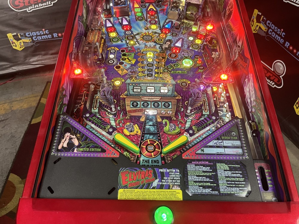 Stern Elvira Limited Edition Pinball Machine