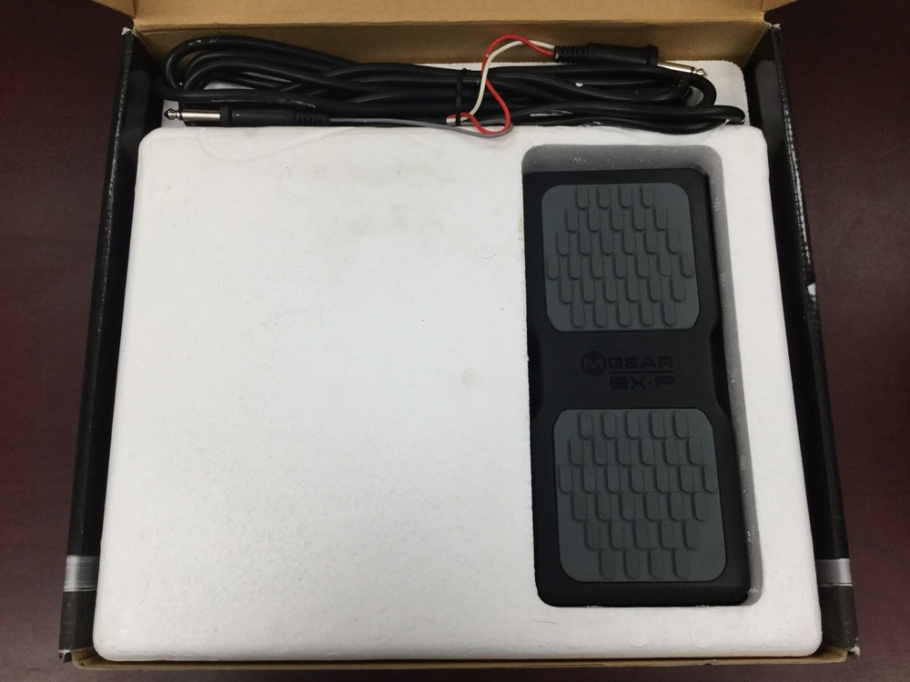 M-Audio Black Box Pedal Board