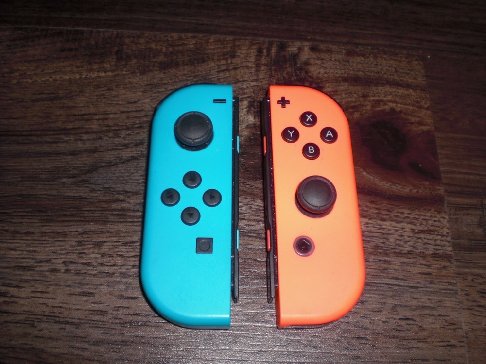 OEM Nintendo Switch Joy Con Pair Blue Red AUTHENTIC L R Left Right Controller