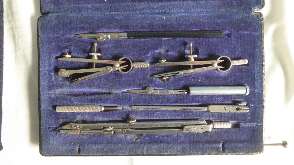 Vintage BWC London Compass Set