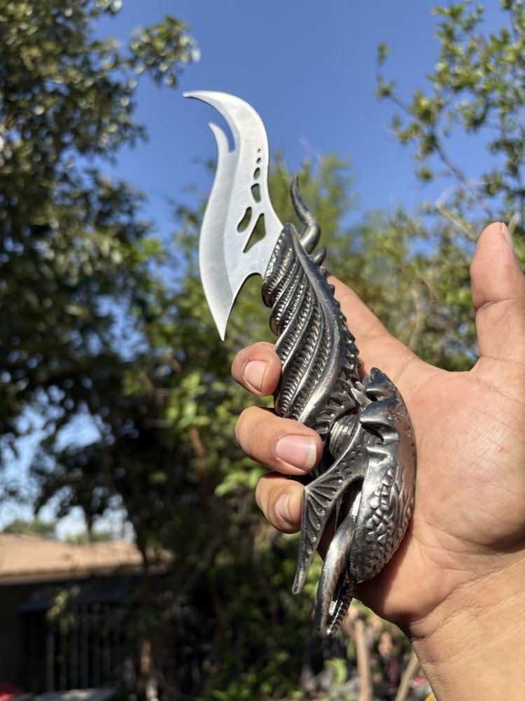 Alien Queen Dagger Knife 15 Inches