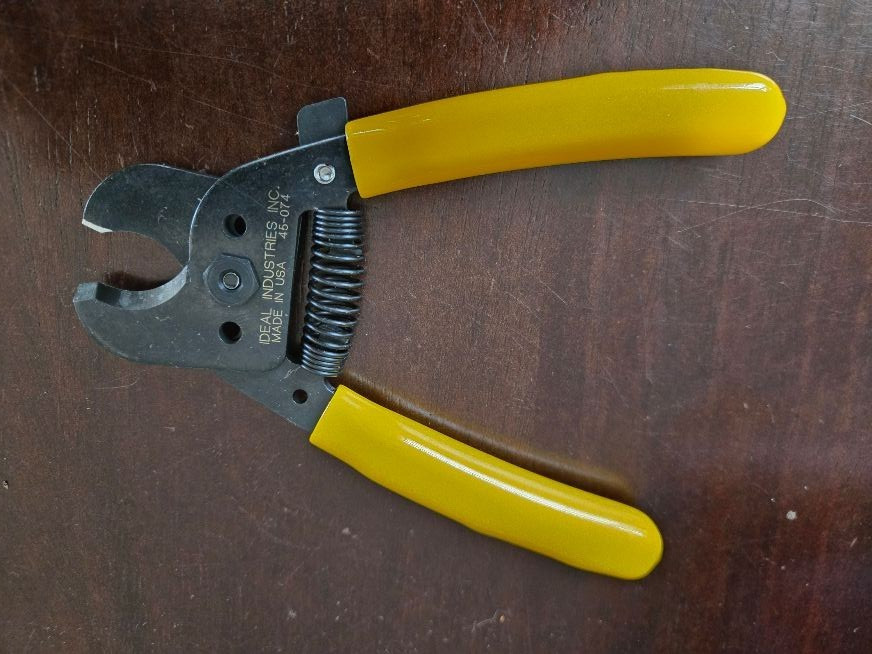 Ideal Model 45-074 Data T Cable Cutter Professional Wire Cutters USA