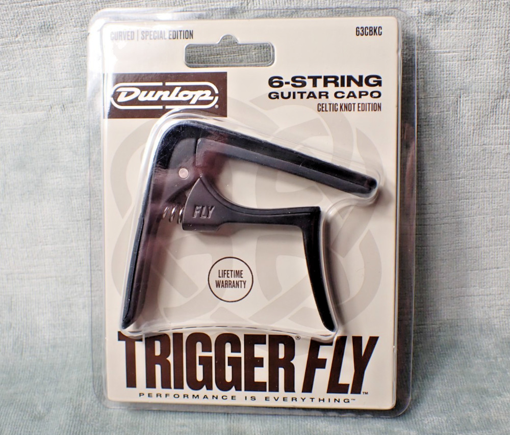 Dunlop Trigger Fly Celtic Knot Edition Curved Capo Black