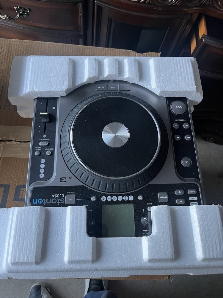Stanton C.324 Tabletop DJ Turntable Mixer CD Player MP3 ~WORKS *READ* CD STUCK