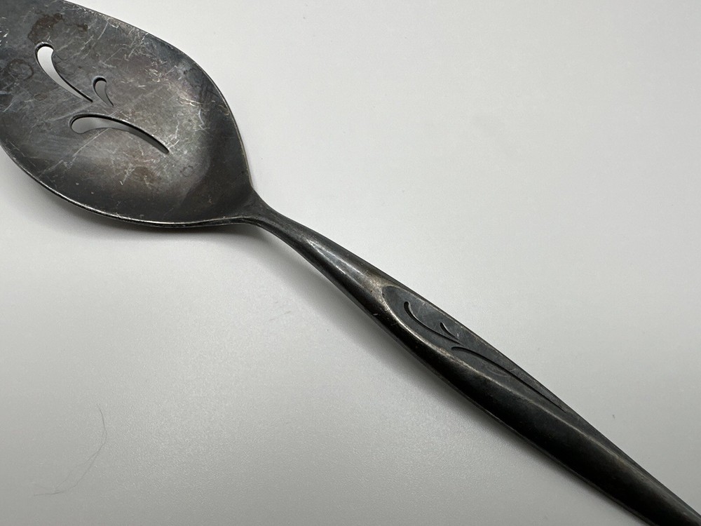 Vintage Community Flight Silver plate Pie Server 8.75”