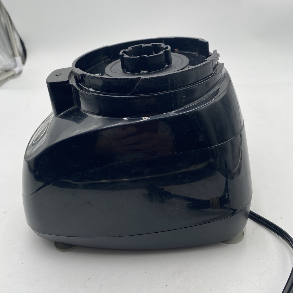 Black & Decker 8-Cup Food Processor FP1700B *BASE ONLY* *TESTED & WORKING*