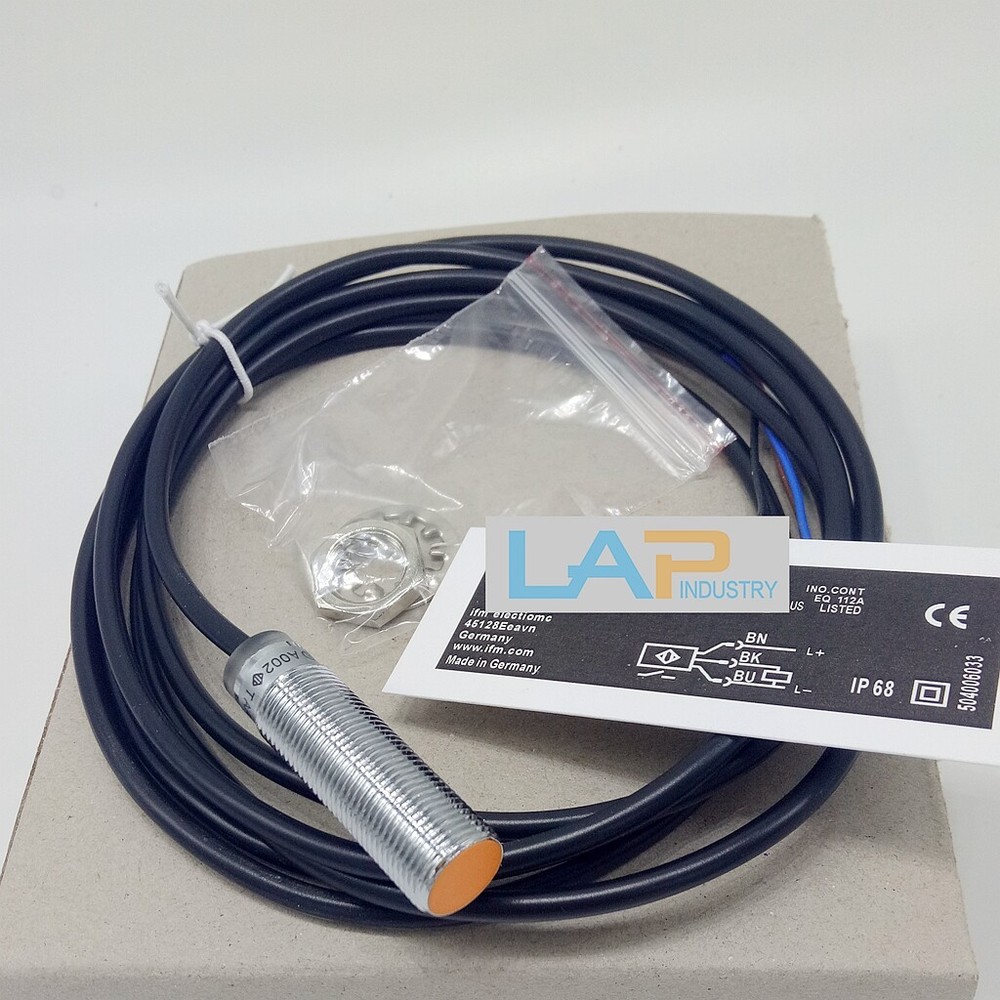 1PCS New IFM IFS256 proximity switch sensor