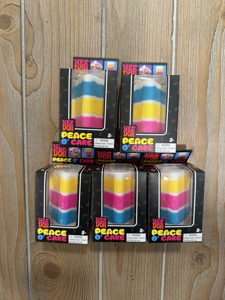 NWT NeeDoh Peace O’ Cake