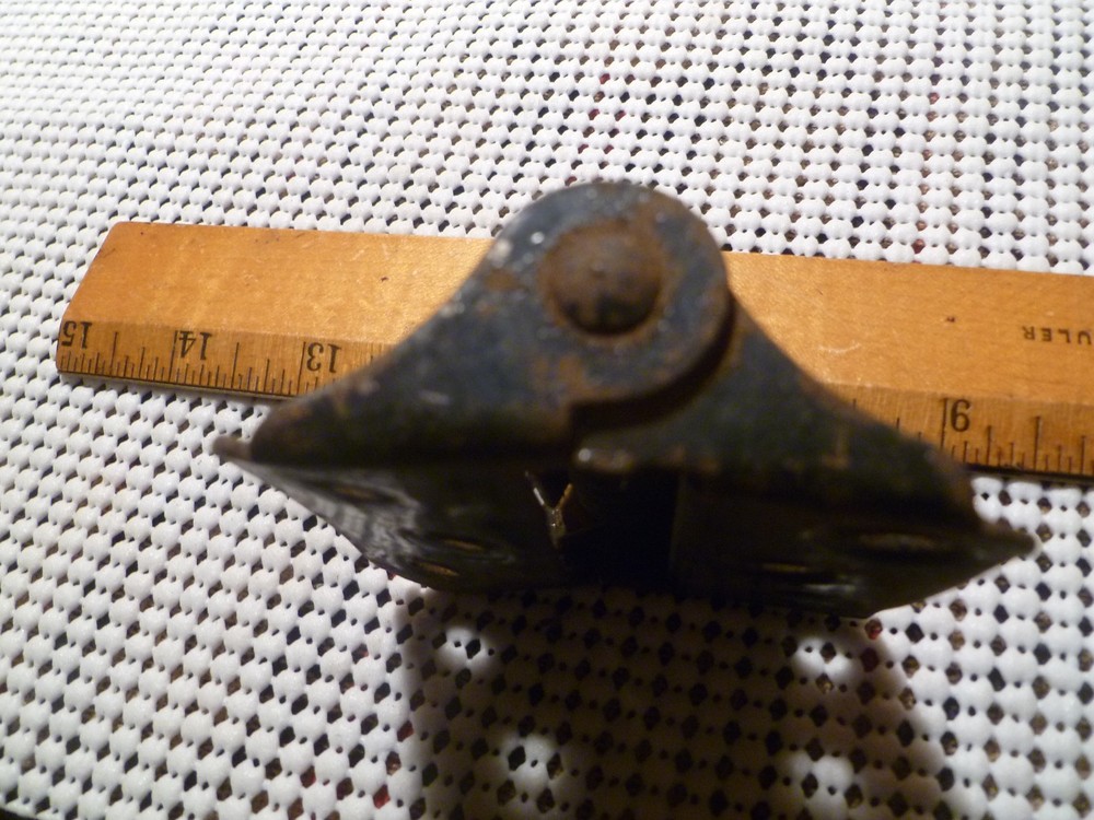 VINTAGE STORM DOOR SPRING LOADED HINGE.