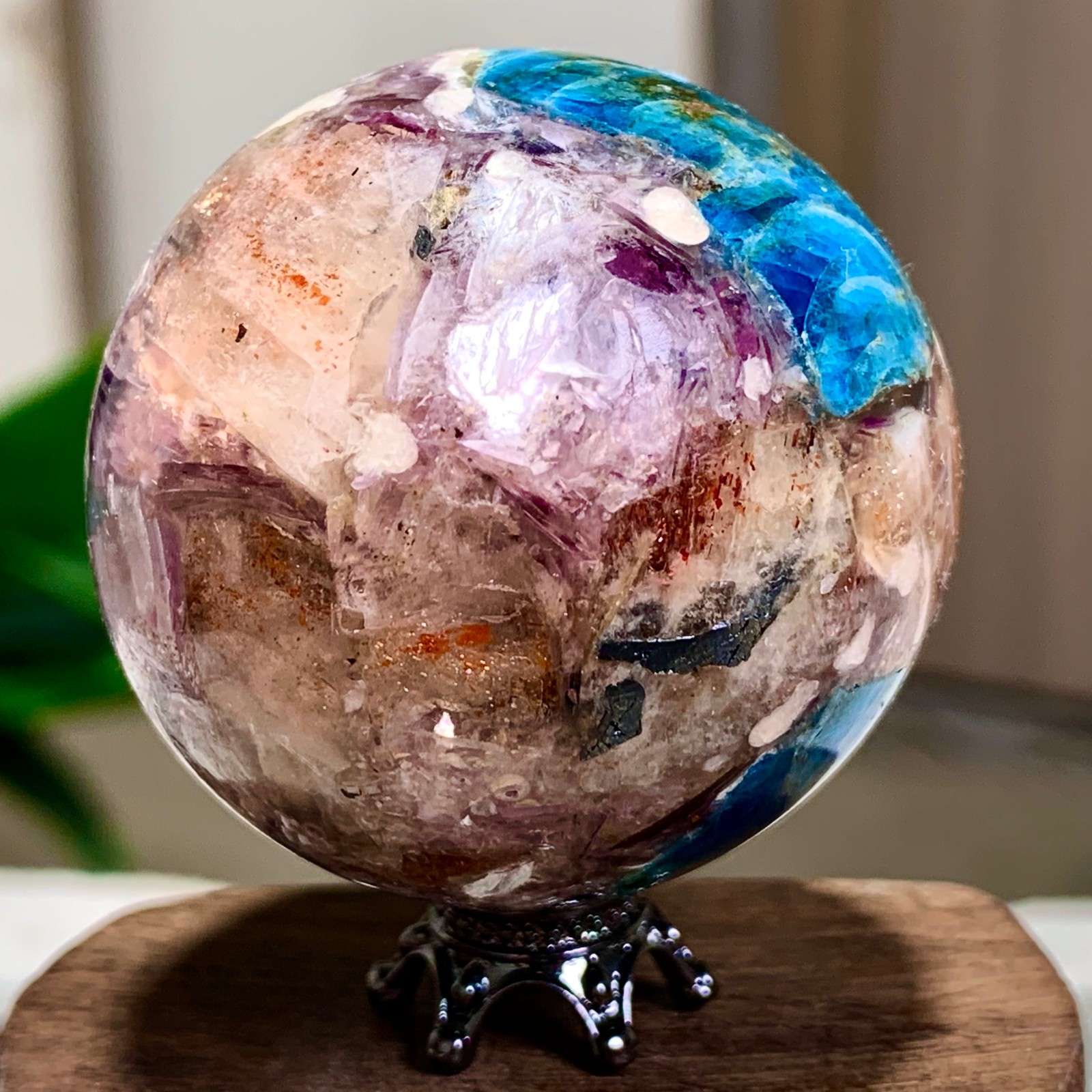 112G Natural Blue Aptite +Sun Stone purple lepidolite Sphere mineral sample