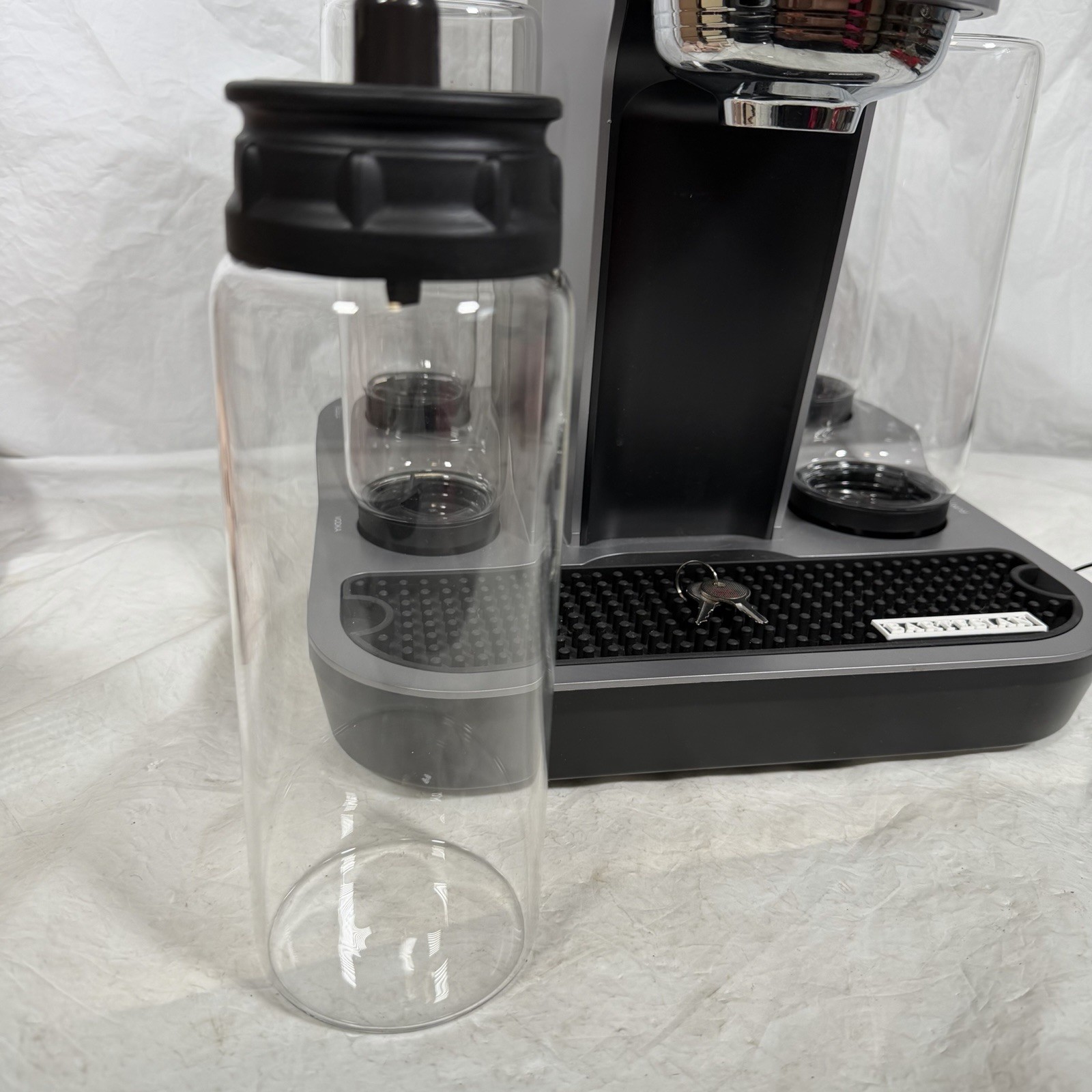 Bartesian 55306 Premium Pro Cocktail Machine Complete Keys Bottles Tested Clean