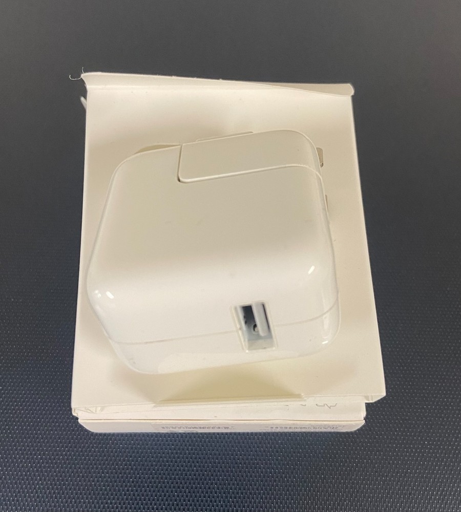 Apple A2167 12w usb power adapter