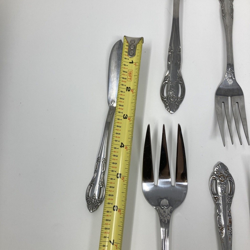 Belagio Stainless Baroque Ornate Pierced Floral Scroll Flatware Partial Set