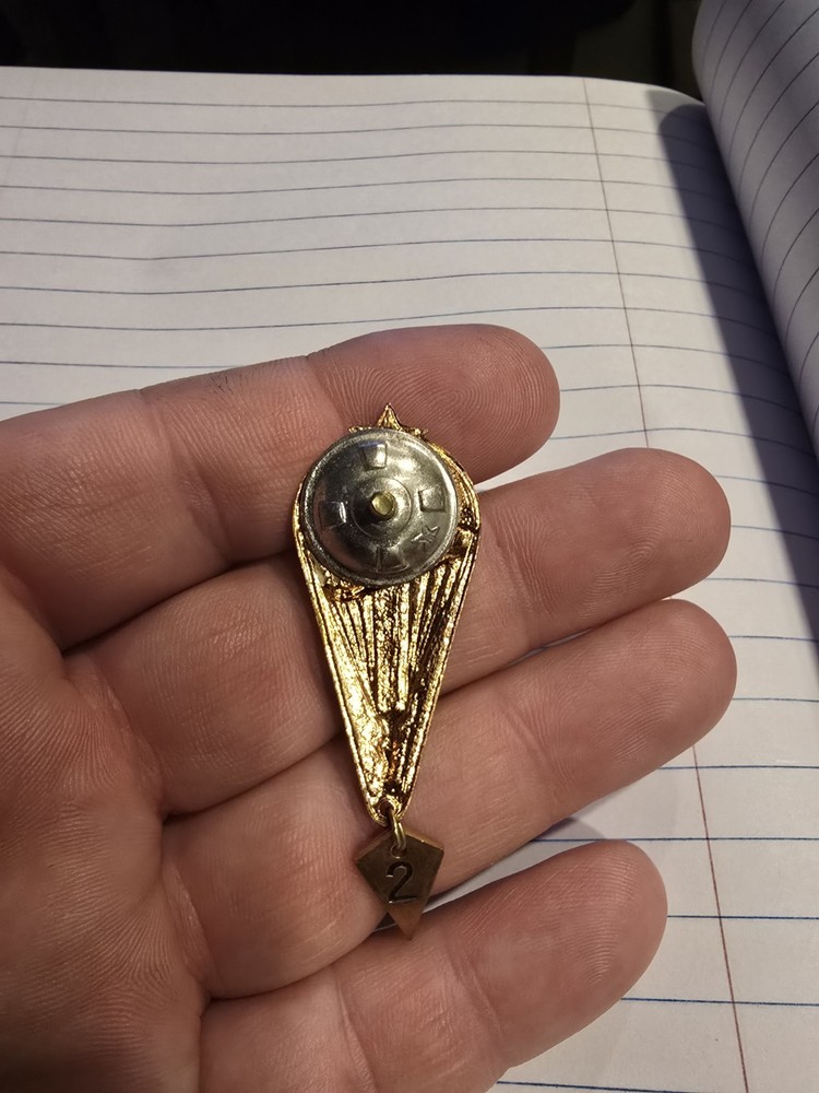 Soviet Russian Basic Parachute Jump Badge Airborne Paratrooper