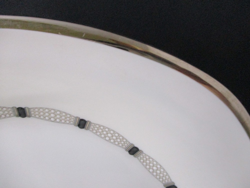 LENOX SOIREE SQUARE SALAD PLATE 9" -0703E